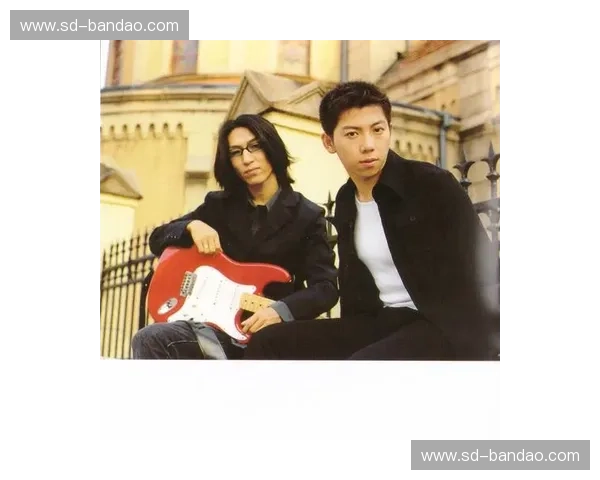 红橘碰撞的史诗：鲁能与恒大，中超黄金时代的权力游戏与情怀图腾